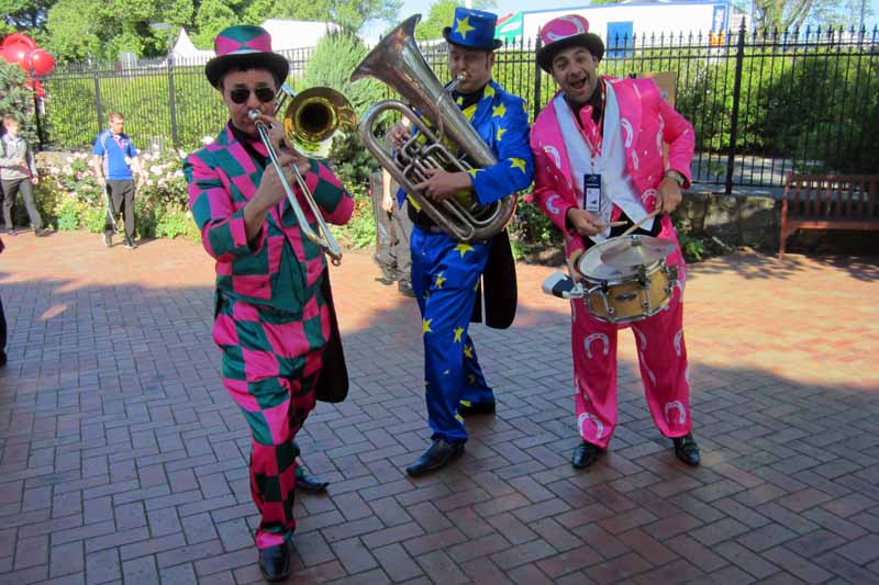 Entertainers at Flemington.