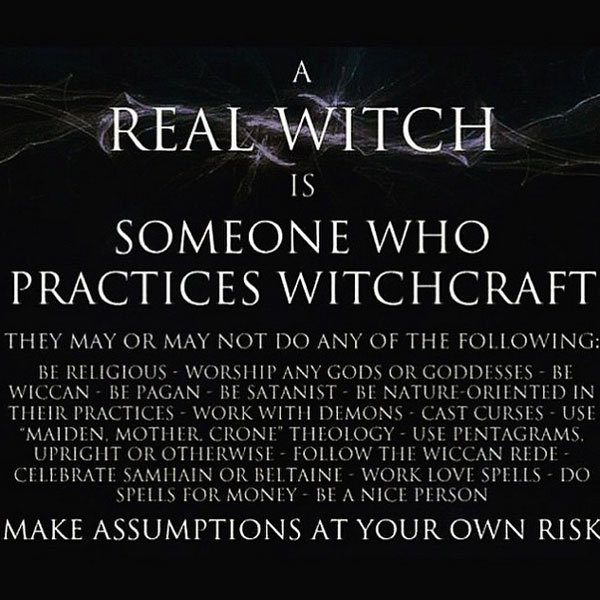 A tile describing what a real witch is.