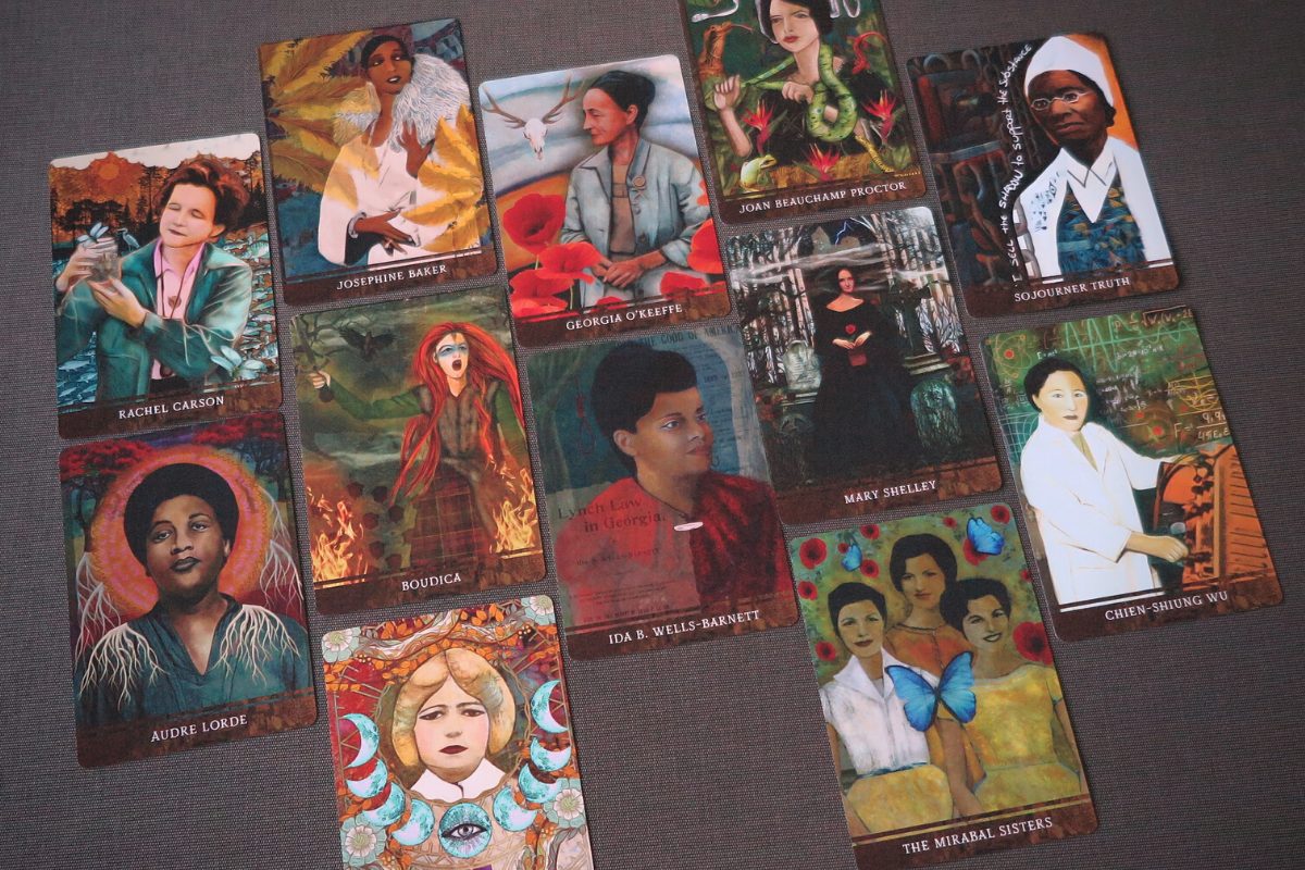 ROAR Oracle cards.