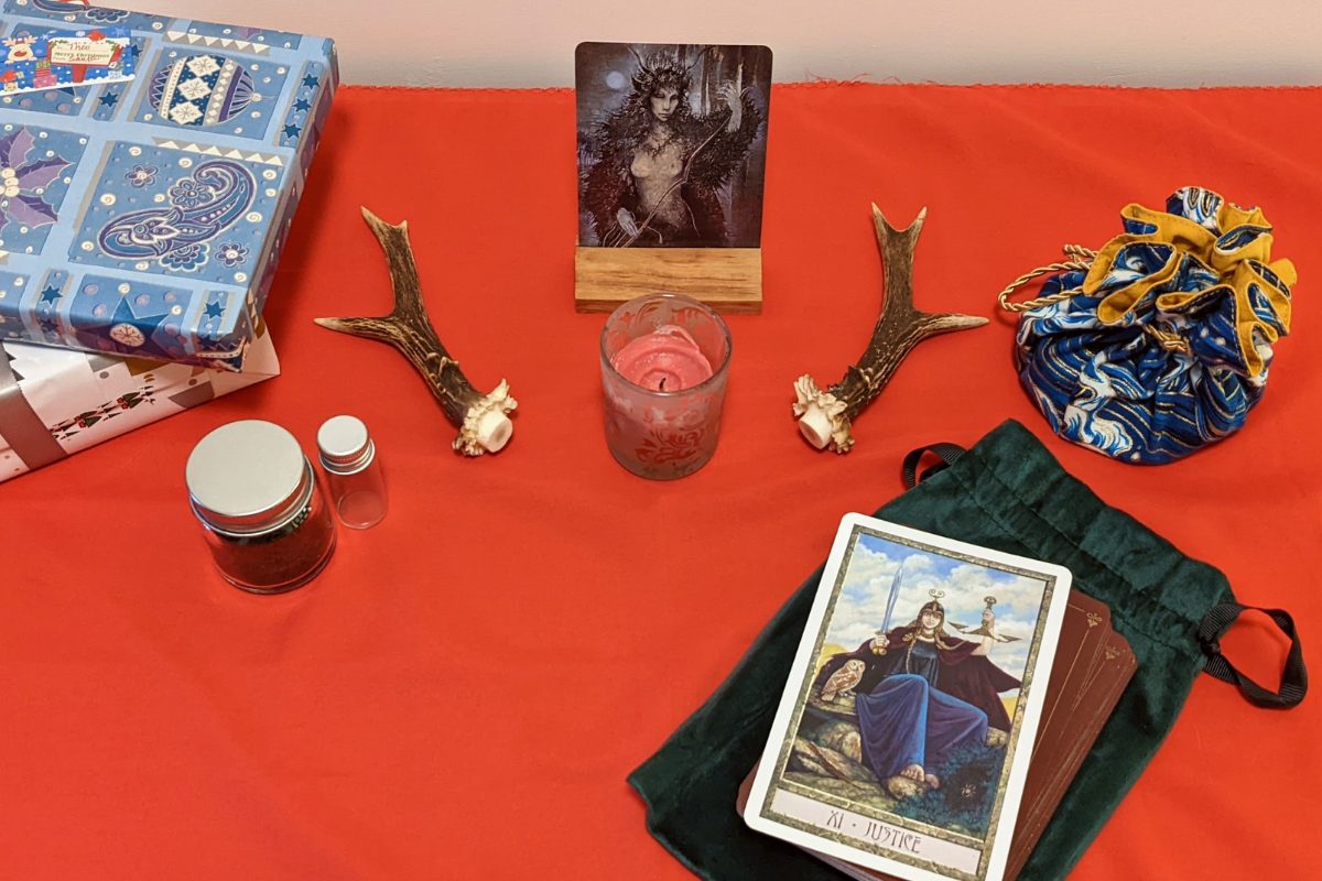 Pagan altar