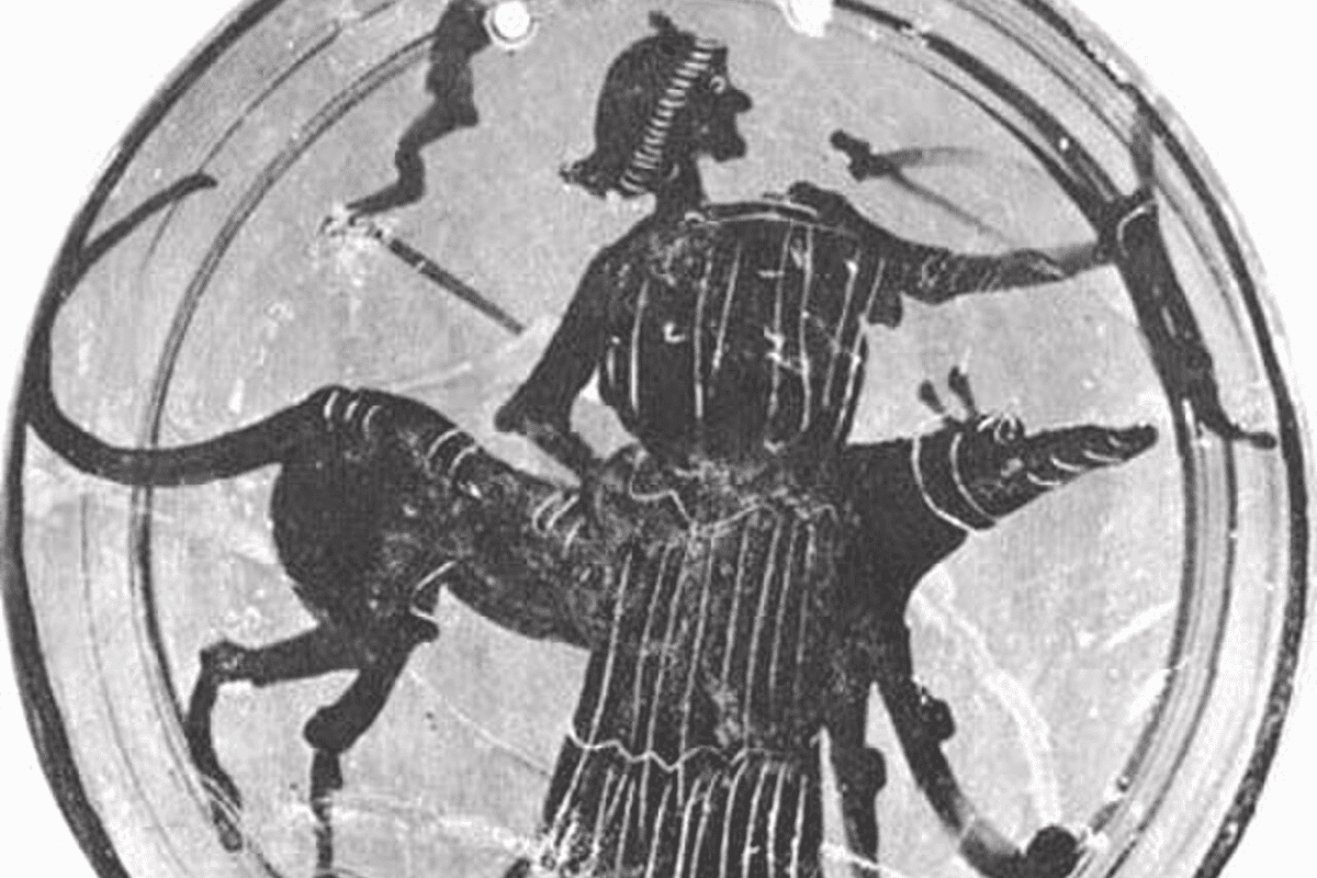 Attic black-figure kylix shows Hecate and a dog.